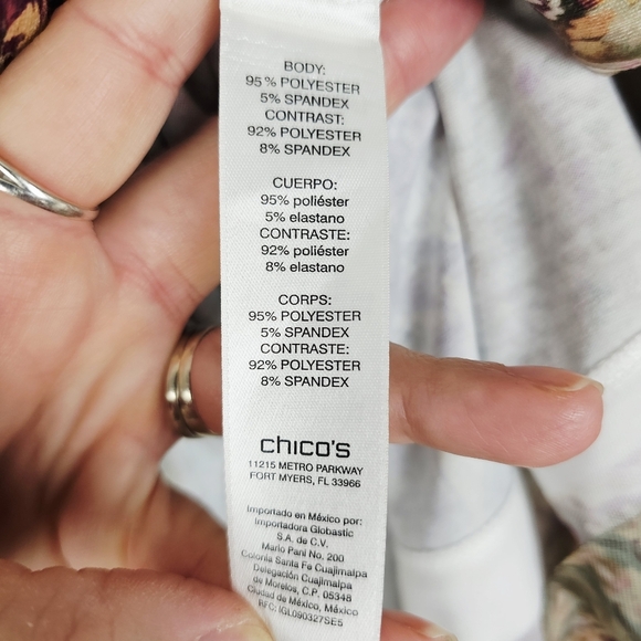 Chico's V-Neck Printed Asymmetrical Top NWT - Picture 8 of 9